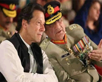 Pakistan Army chief comes to rescue country