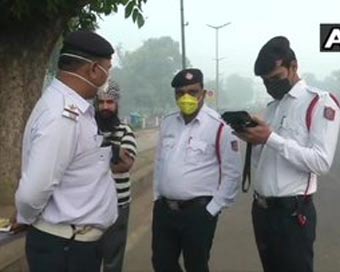 Odd-Even kicks off in Delhi