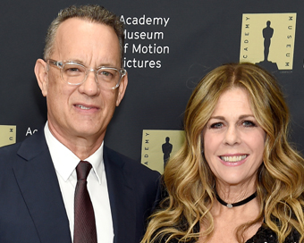 Tom hanks with wife Rita WIlson