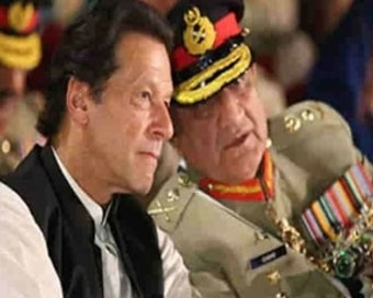 Trump card has nothing to do with army: Imran (demo photo)