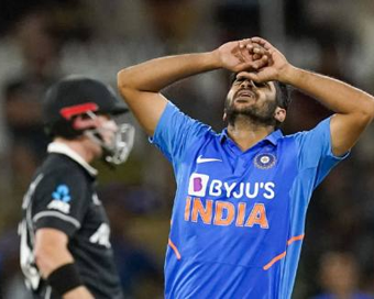 NZ humiliates India