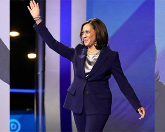  California Senator Kamala Harris