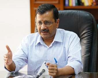 Delhi distributes food at over 800 locations to 4 lakh people: Kejriwal