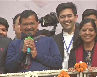 Arvind Kejriwal addresses public after win