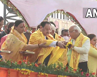 Nadda offers prayers in Ayodhya