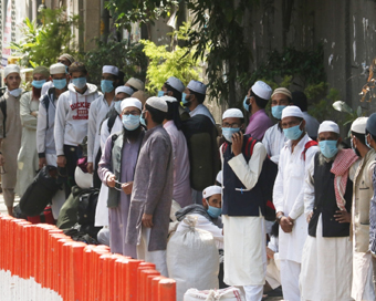  New Delhi: Nizamuddin Coronavirus suspects being taken to hospital (BATCH - 2) 