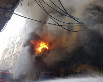 Major fire at shoe factory in Delhi