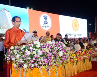 Mumbai: Uddhav Thackeray takes oath as the 17th Chief Minister of Maharashtra during his swearing-in ceremony in Mumbai on Nov 28, 2019. (Photo: IANS)