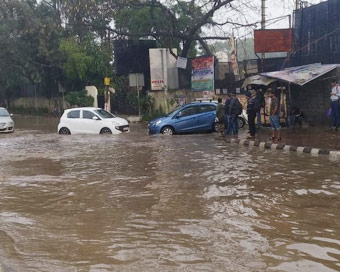 Rains lash Delhi, air improves to 