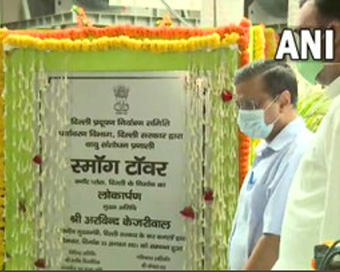 Delhi CM Arvind Kejriwal inaugurates India's first smog tower in Connaught Place